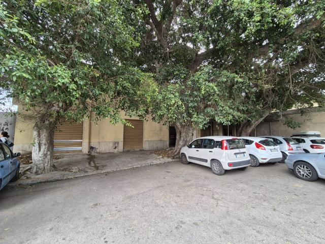 Capannone in vendita a III Circoscrizione, Palermo
