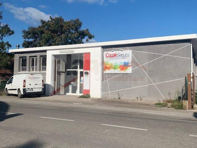 Capannone in vendita a Marche, Pesaro E Urbino
