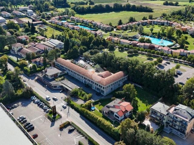 Capannone in vendita a Peschiera Del Garda, Veneto
