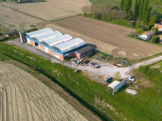Capannone in vendita a Unione Reno Galliera, Pieve Di Cento