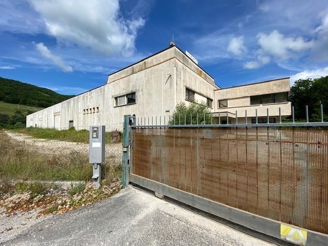 Capannone in vendita a Marche, Pesaro E Urbino
