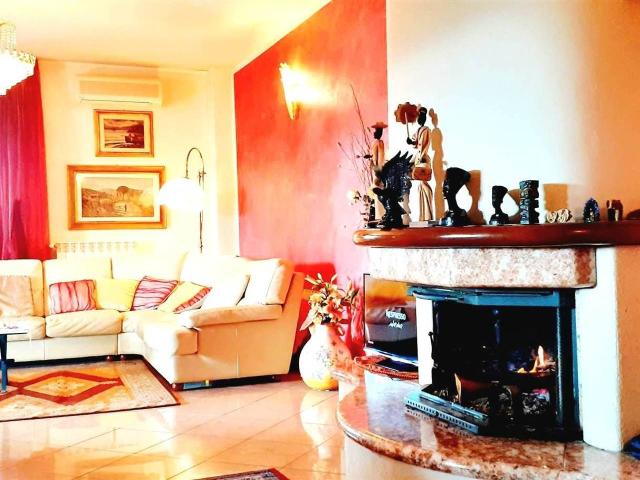 Capannone in vendita a Poggio A Caiano, Toscana