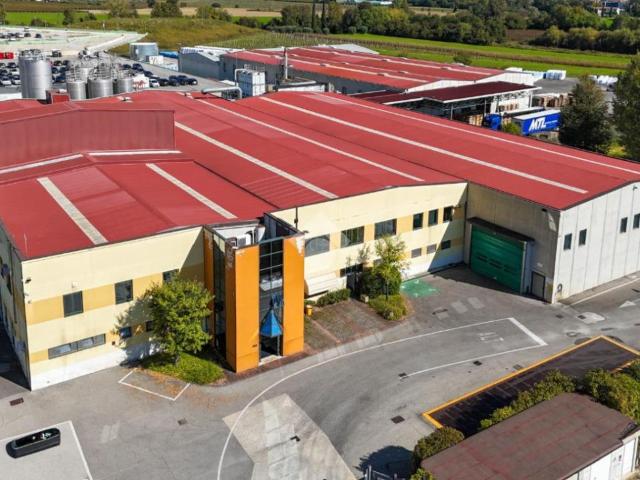 Capannone in vendita a Polpenazze, Lombardia