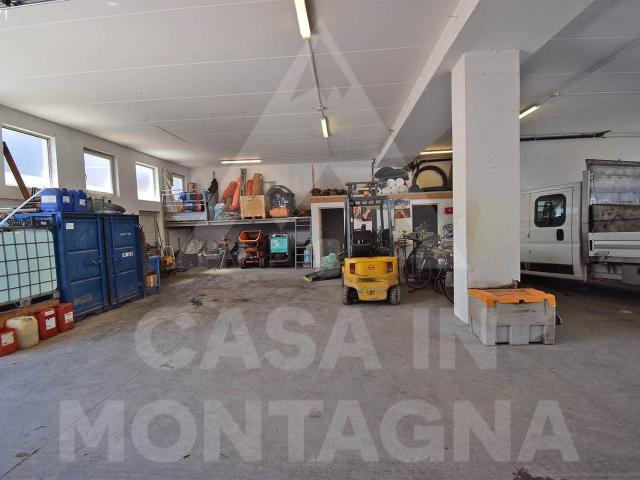Capannone in vendita a Comunità territoriale della Val di Fiemme, Predazzo
