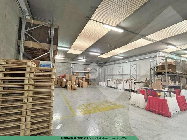 Capannone in vendita a Pregnana Milanese, Lombardia