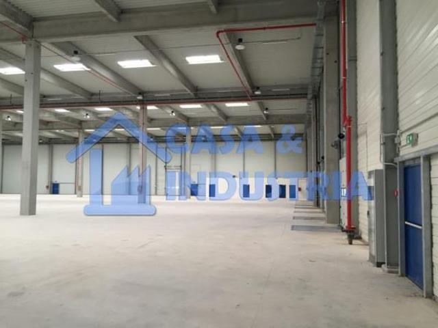 Capannone in vendita a Pregnana Milanese, Lombardia
