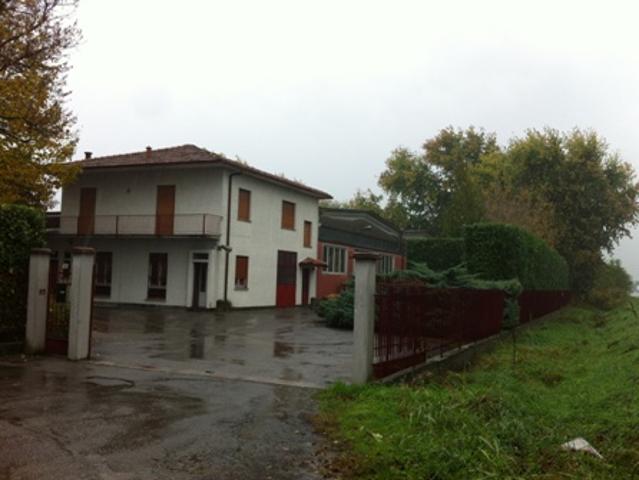 Capannone in vendita a Rivolta D'adda, Lombardia