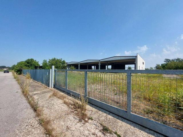 Capannone in vendita a Rodigo, Lombardia