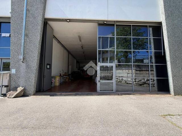 Capannone in vendita a Comunità della Vallagarina, Borgo Sacco