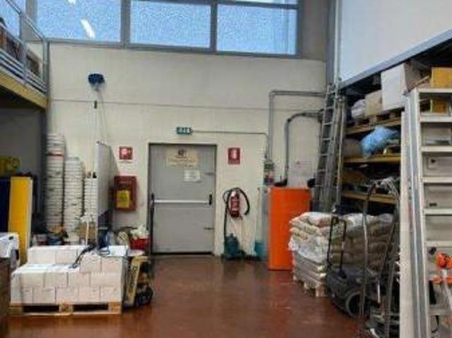 Capannone in vendita a Comunità della Vallagarina, Borgo Sacco