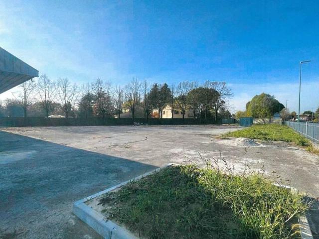 Capannone in vendita a Salzano, Veneto