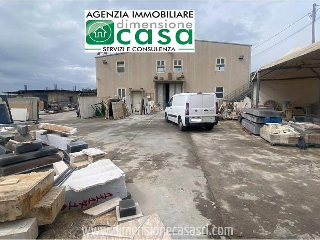 Capannone in vendita a San Cataldo, Sicilia