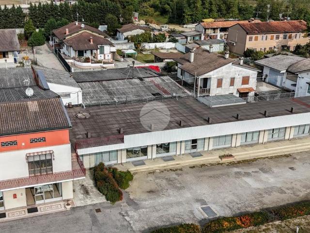 Capannone in vendita a San Colombano Al Lambro, Lombardia