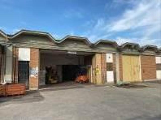 Capannone in vendita a Unione Comuni Modenesi Area Nord, San Felice Sul Panaro