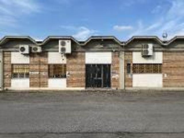 Capannone in vendita a Unione Comuni Modenesi Area Nord, San Felice Sul Panaro