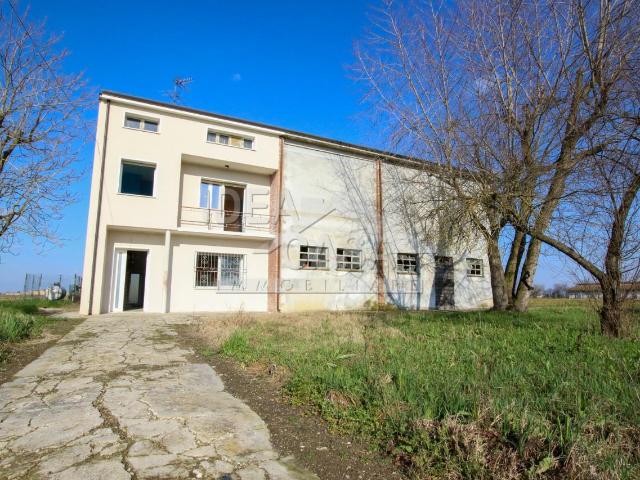 Capannone in vendita a Unione dei comuni Isola Mantovana, San Giovanni Del Dosso