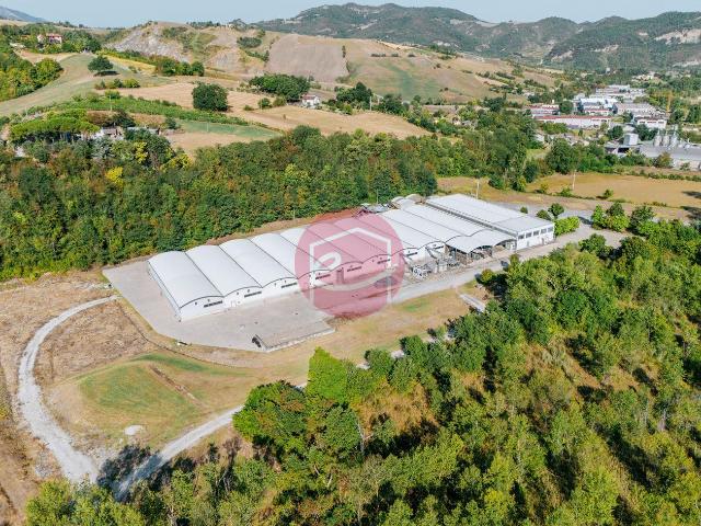 Capannone in vendita a Unione di comuni Valmarecchia, San Leo