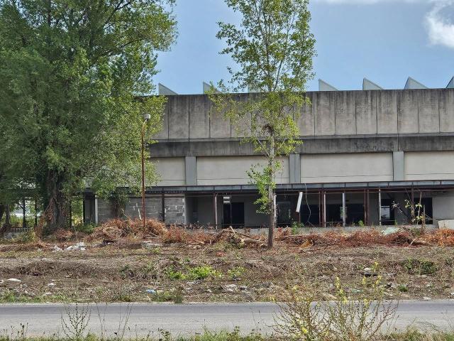 Capannone in vendita a Zona Industriale Marcianise Nord, Marcianise