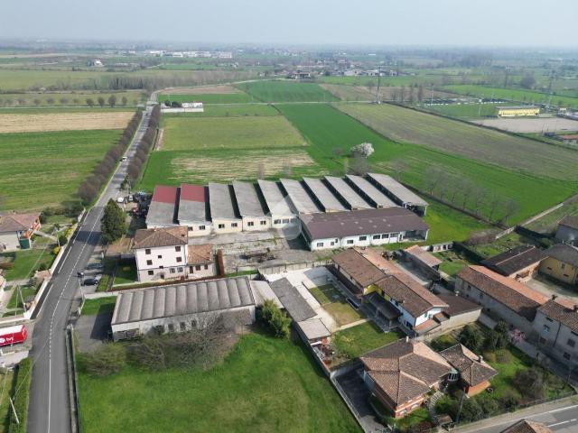 Capannone in vendita a San Paolo, Lombardia