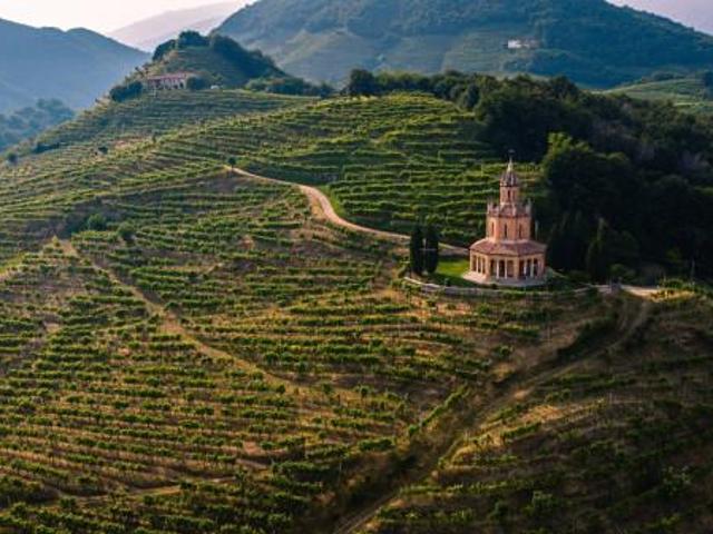 Capannone in vendita a San Pietro di Feletto, Crevada