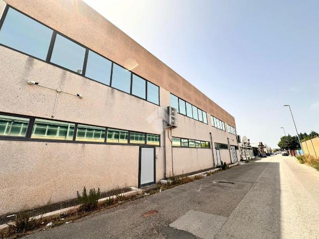 Capannone in vendita a Puglia, Foggia