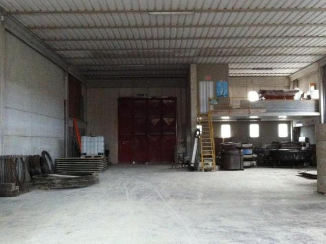 Capannone in vendita a Zona Industriale, San Vincenzo