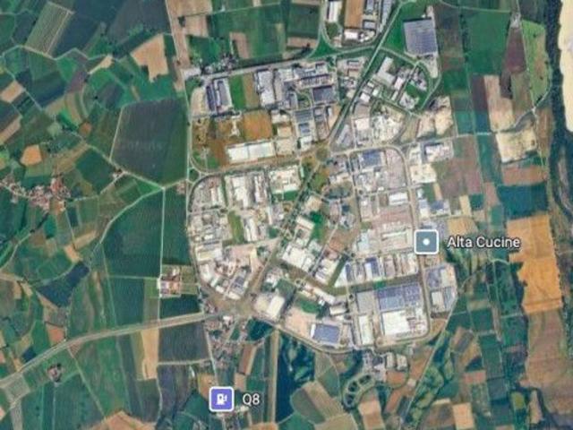 Capannone in vendita a Rosa, San Vito Al Tagliamento