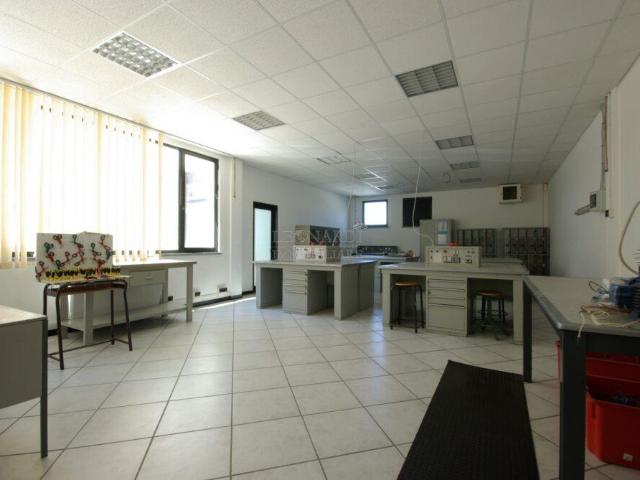 Capannone in vendita a Sansepolcro, Toscana