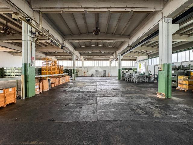 Capannone in vendita a Cascina Branduzza, Sant'angelo Lodigiano