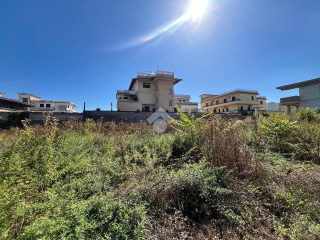 Capannone in vendita a Sant'antimo, Campania