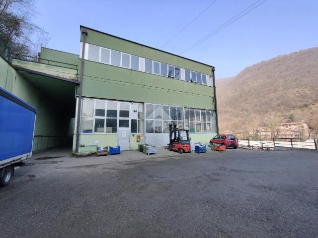 Capannone in vendita a Comunità montana della valle Trompia, Sarezzo
