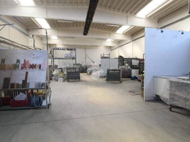 Capannone in vendita a Unione dei comuni del Distretto Ceramico, Sassuolo