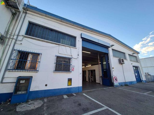 Capannone in vendita a Unione dei comuni del Distretto Ceramico, Sassuolo