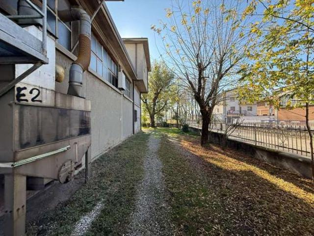 Capannone in vendita a Unione dei comuni del Distretto Ceramico, Sassuolo