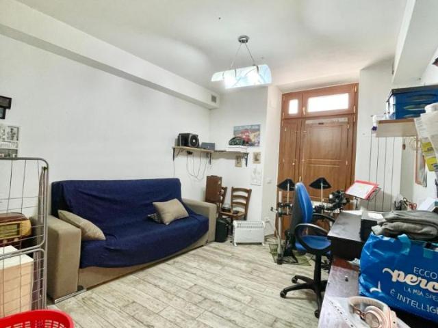 Capannone in vendita a Vaiana, Forte Dei Marmi