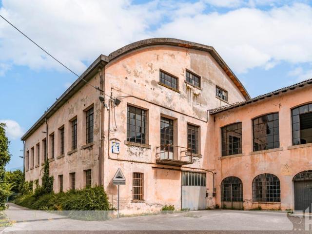 Capannone in vendita a Sernaglia Della Battaglia, Veneto