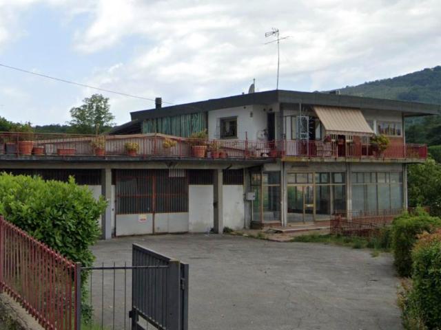 Capannone in vendita a Stazione Masotti, Serravalle Pistoiese