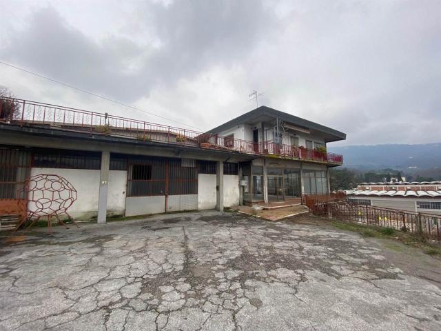 Capannone in vendita a Stazione Masotti, Serravalle Pistoiese