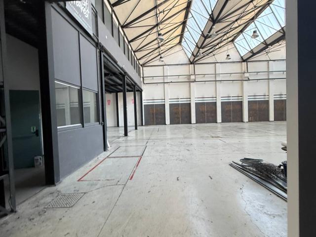 Capannone in vendita a Zona Omogenea Milano Nord, Sesto San Giovanni