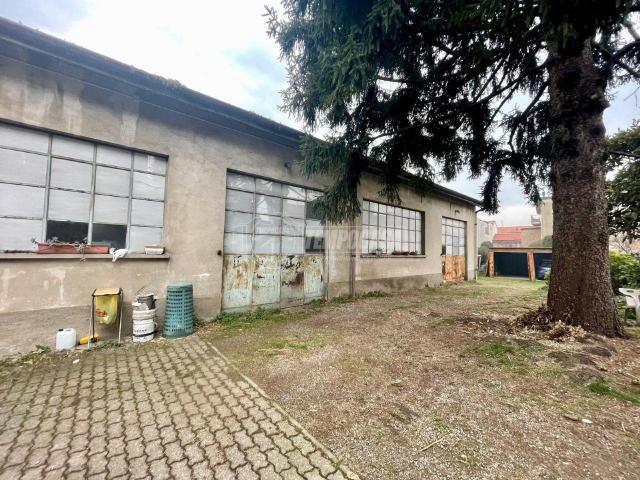 Capannone in vendita a Altopiano di Seveso, Seveso