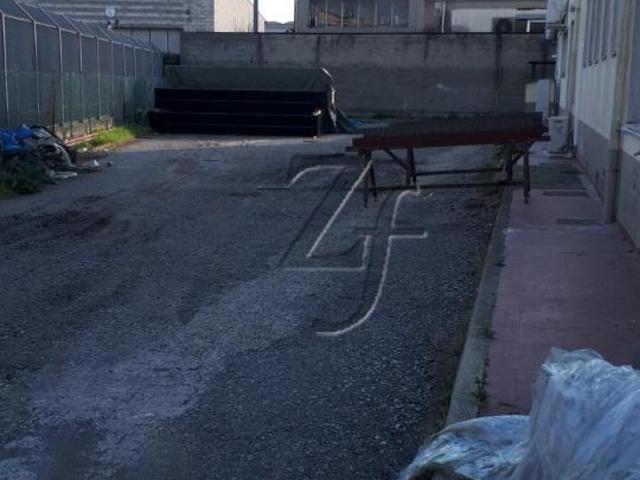 Capannone in vendita a Signa, Toscana