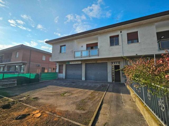 Capannone in vendita a Unione delle Terre d'Argine, Soliera
