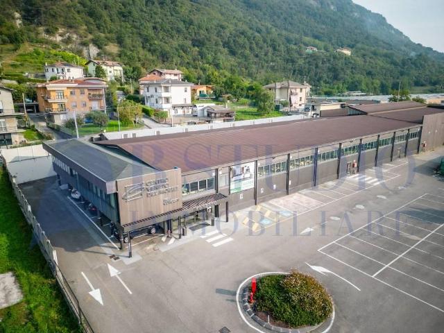 Capannone in vendita a Suello, Lombardia