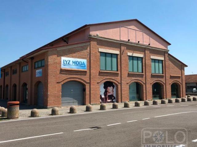 Capannone in vendita a Suzzara, Lombardia