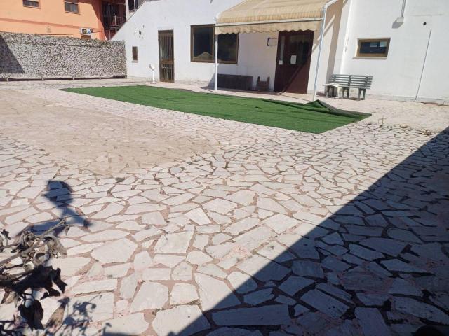 Capannone in vendita a Terracina, Lazio
