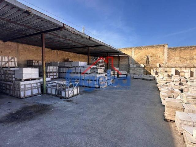 Capannone in vendita a Puglia, Barletta-andria-trani