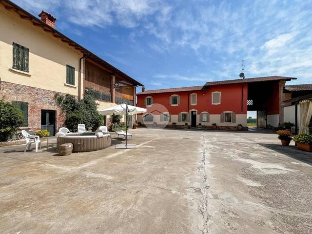 Capannone in vendita a Trenzano, Lombardia