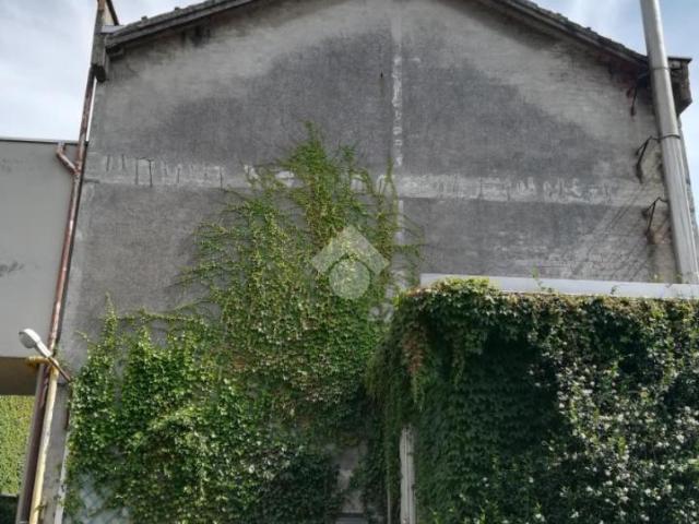 Capannone in vendita a Turbigo, Lombardia