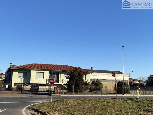 Capannone in vendita a Urgnano, Lombardia