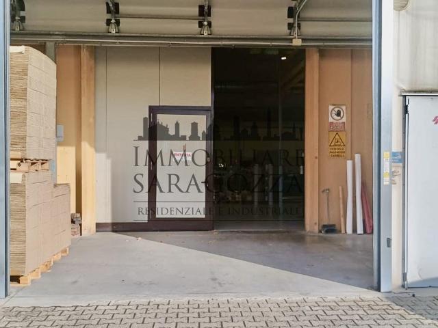 Capannone in vendita a Unione dei comuni Valli del Reno, Lavino e Samoggia, Reggio Emilia